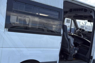 Poignee porte avant gauche RENAULT MASTER 3