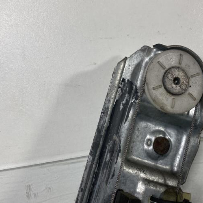 Leve vitre electrique avant gauche RENAULT MASTER 3 Photo n°3