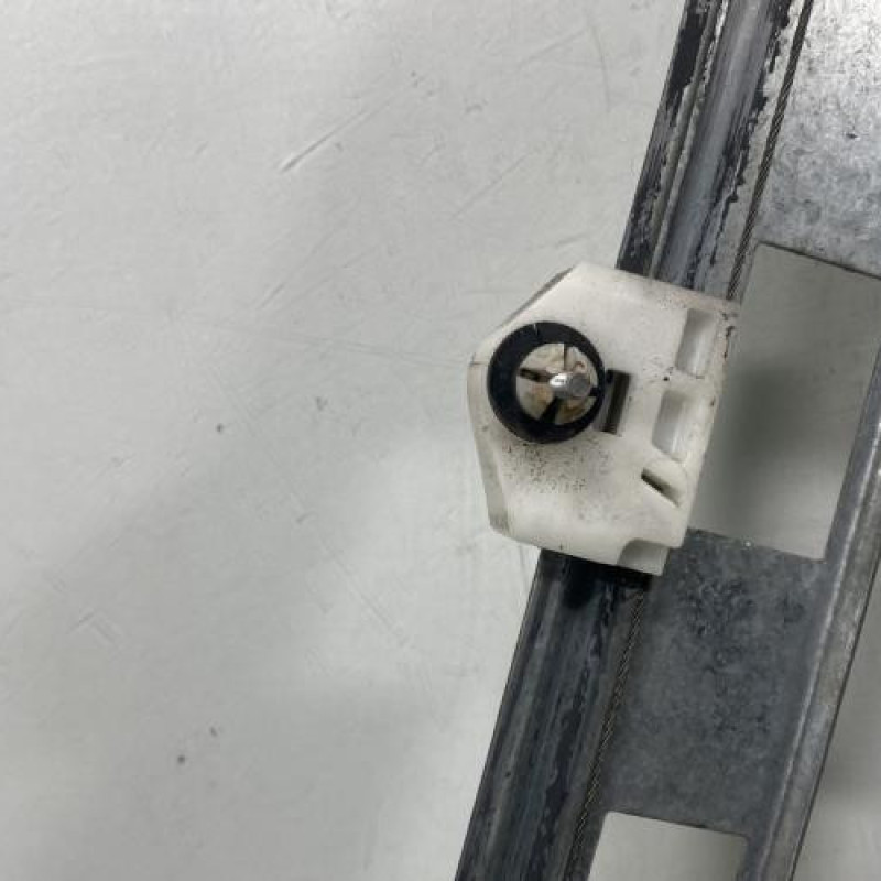 Leve vitre electrique avant gauche RENAULT MASTER 3 Photo n°4