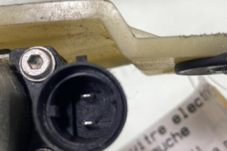 Leve vitre electrique avant gauche RENAULT MASTER 3