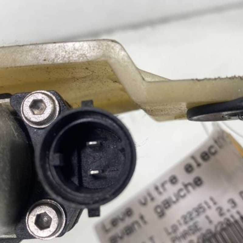 Leve vitre electrique avant gauche RENAULT MASTER 3 Photo n°7