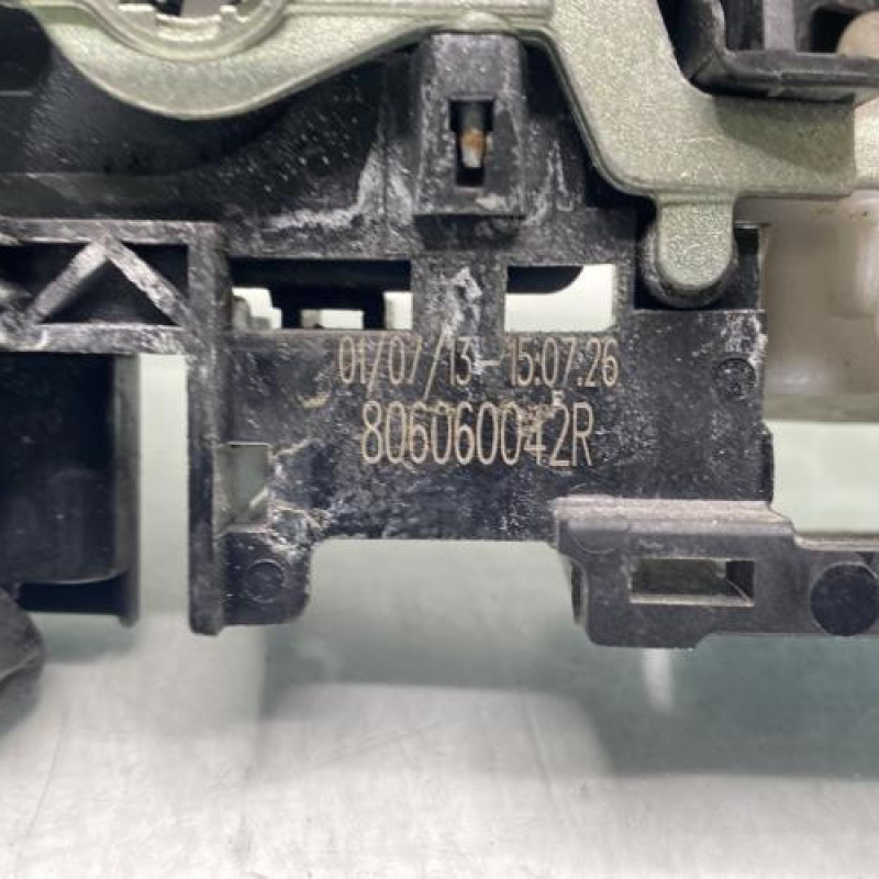 Poignee porte avant droit RENAULT MEGANE 3 Photo n°4