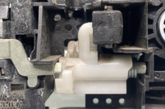 Poignee porte avant droit RENAULT MEGANE 3