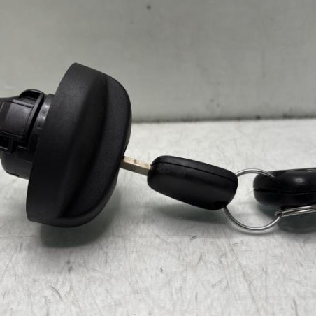 Bouchon de carburant PEUGEOT 307 Photo n°1