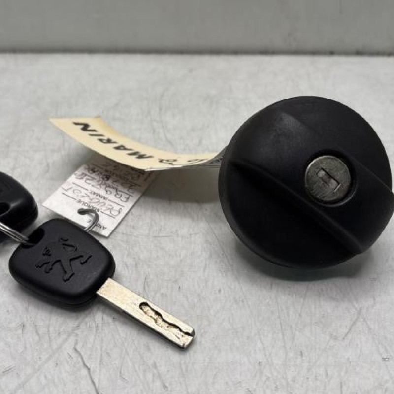 Bouchon de carburant PEUGEOT 307 Photo n°4