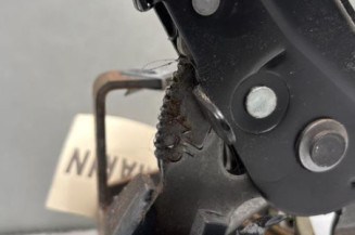 Levier frein à main PEUGEOT 307