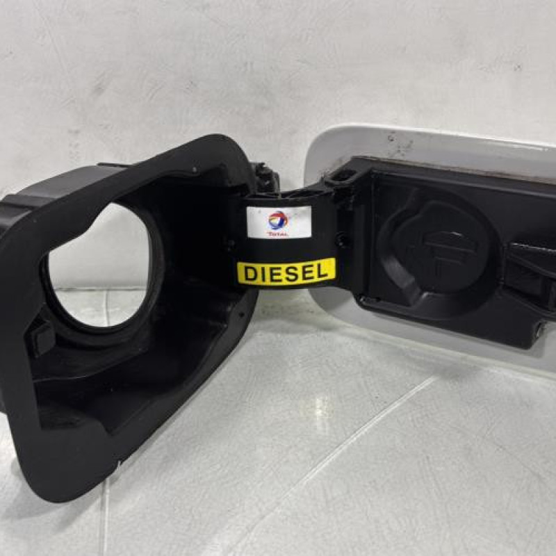 Trappe d'essence PEUGEOT 508 1 SW Photo n°3