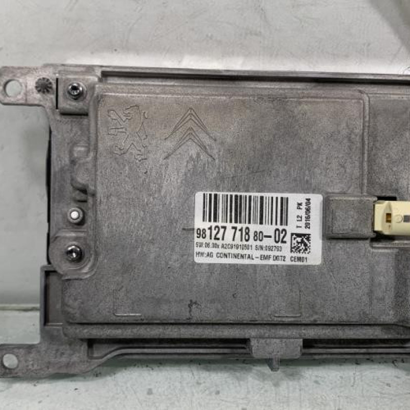 Ecran GPS PEUGEOT 508 1 SW Photo n°4