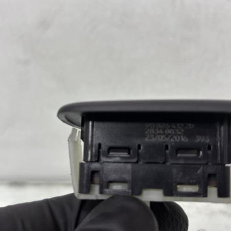 Interrupteur de leve vitre arriere gauche PEUGEOT 508 1 SW