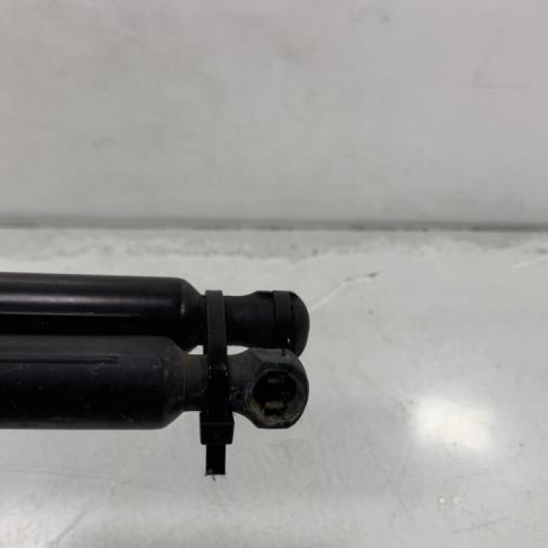 Verin de coffre PEUGEOT 508 1 SW Photo n°3