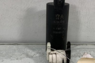 Pompe lave glace avant PEUGEOT 508 1 SW Photo n°1