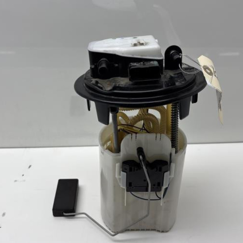 Pompe à carburant PEUGEOT 208 1 Photo n°1