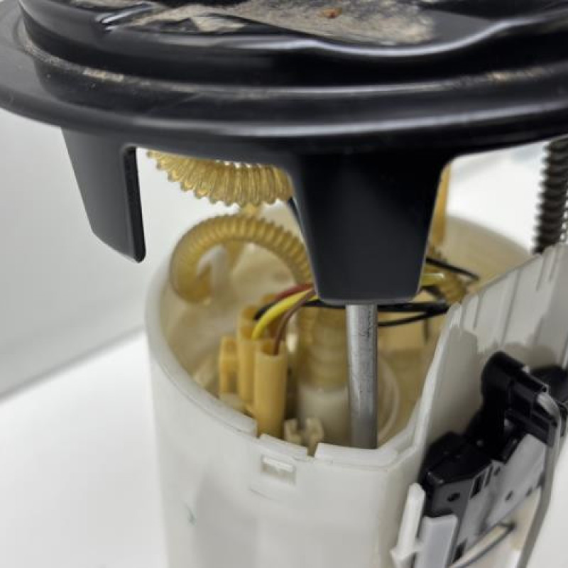 Pompe à carburant PEUGEOT 208 1 Photo n°3