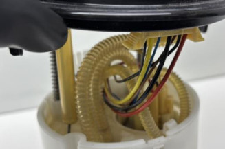 Pompe à carburant PEUGEOT 208 1