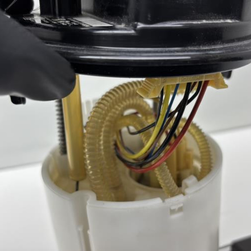 Pompe à carburant PEUGEOT 208 1 Photo n°7