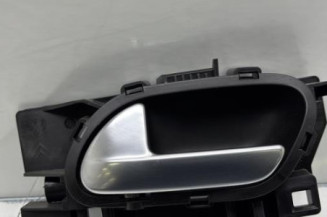 Poignee interieur arriere gauche PEUGEOT 208 1 Photo n°1