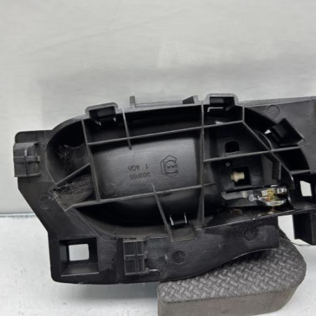 Poignee interieur arriere gauche PEUGEOT 208 1