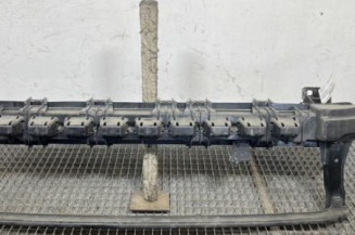 Renfort pare choc avant (traverse) VOLKSWAGEN POLO 5 Photo n°1