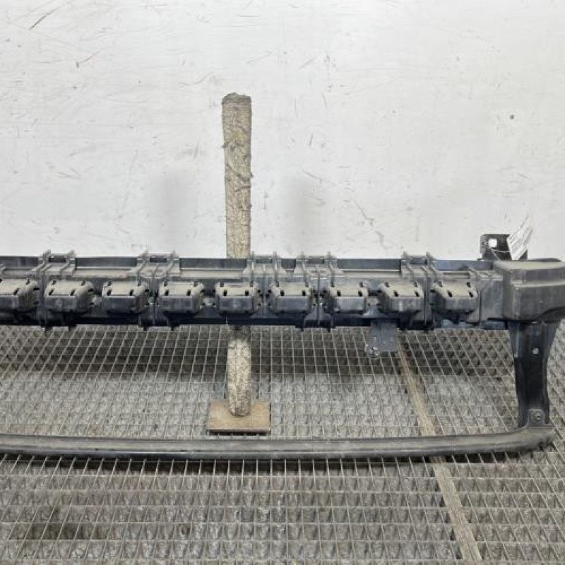 Renfort pare choc avant (traverse) VOLKSWAGEN POLO 5 Photo n°1