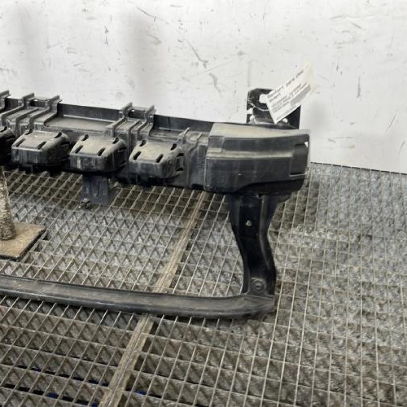 Renfort pare choc avant (traverse) VOLKSWAGEN POLO 5 Photo n°3