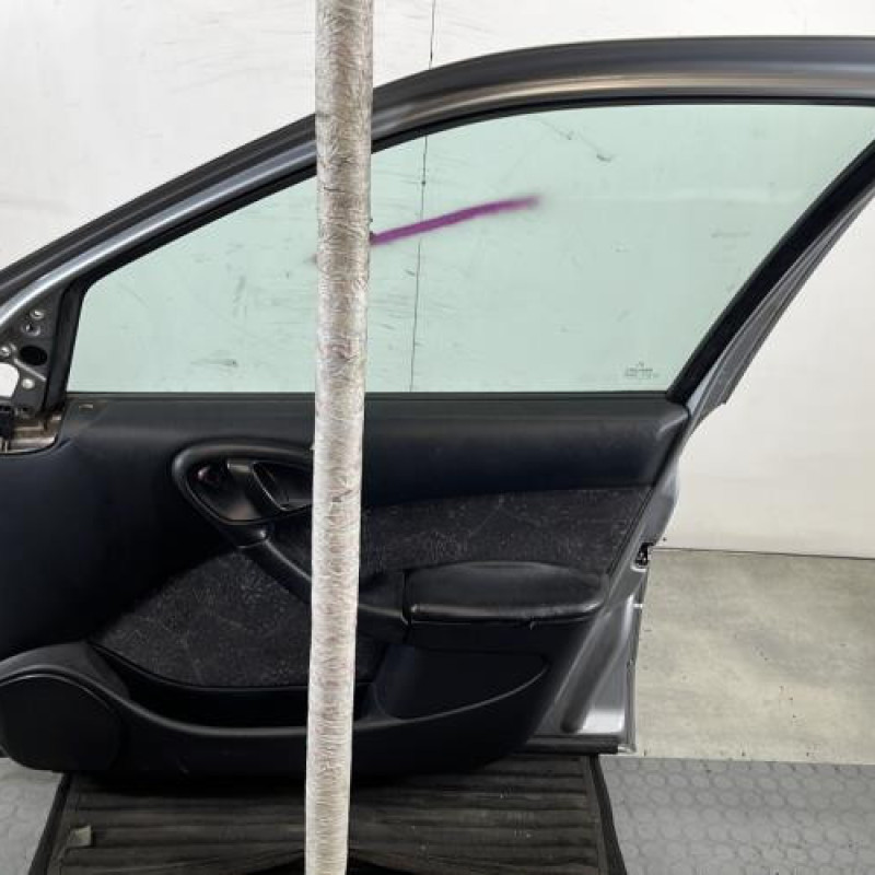 Porte avant droit CITROEN XSARA Photo n°6