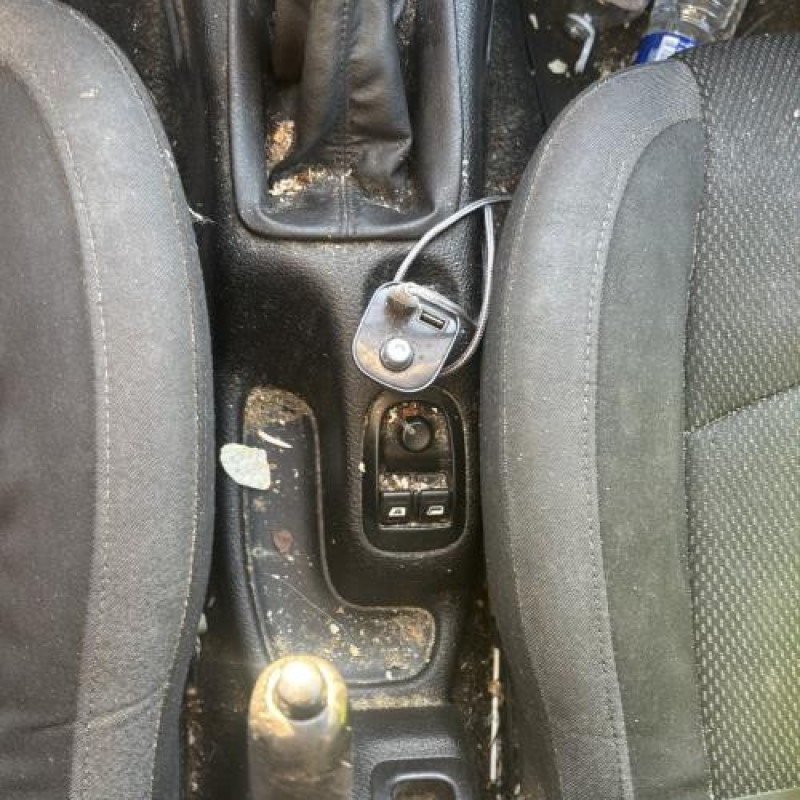 Retroviseur gauche PEUGEOT 206 Photo n°17