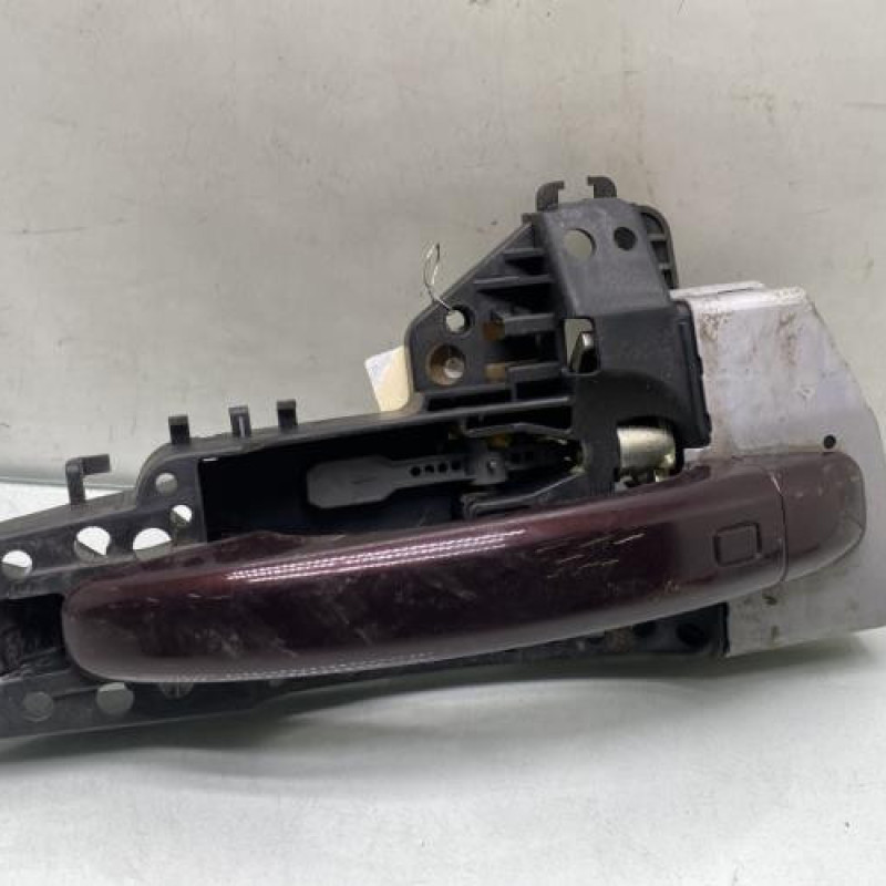 Poignee porte avant droit AUDI A1 1 Photo n°1