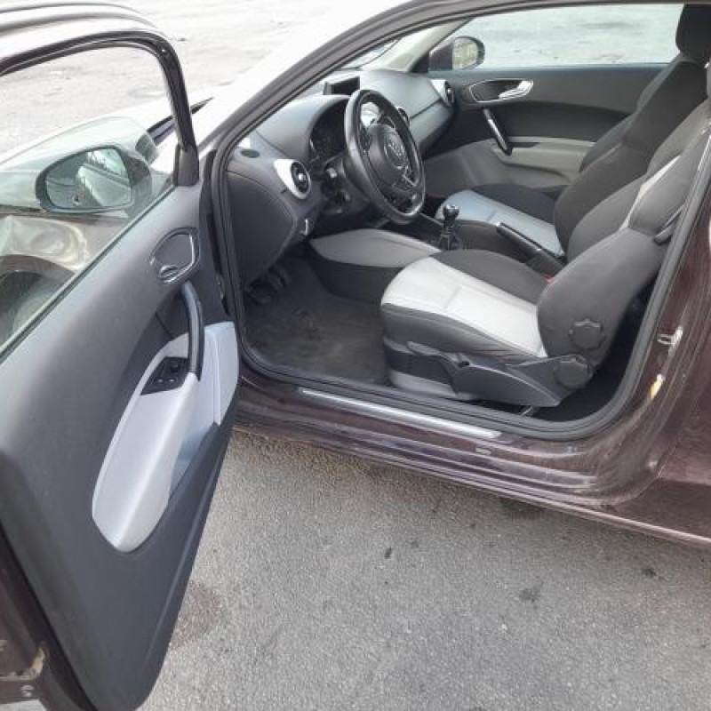 Retroviseur interieur AUDI A1 1 Photo n°14