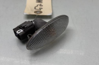 Repetiteur clignotant avant droit  (Feux) TOYOTA YARIS 2