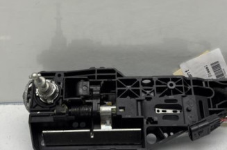 Poignee porte avant gauche RENAULT CAPTUR 1