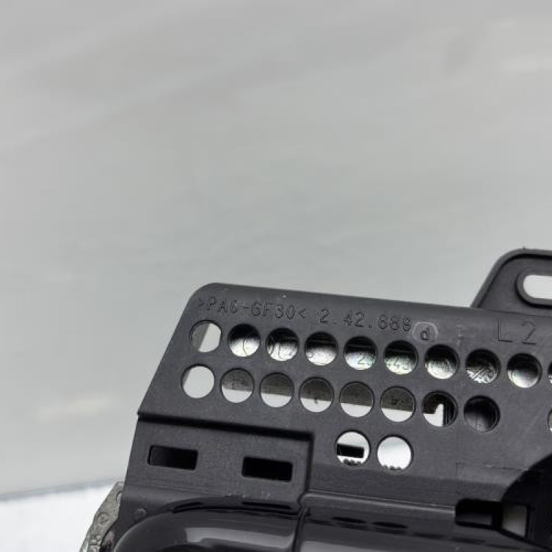 Poignee porte avant gauche RENAULT CAPTUR 1 Photo n°6