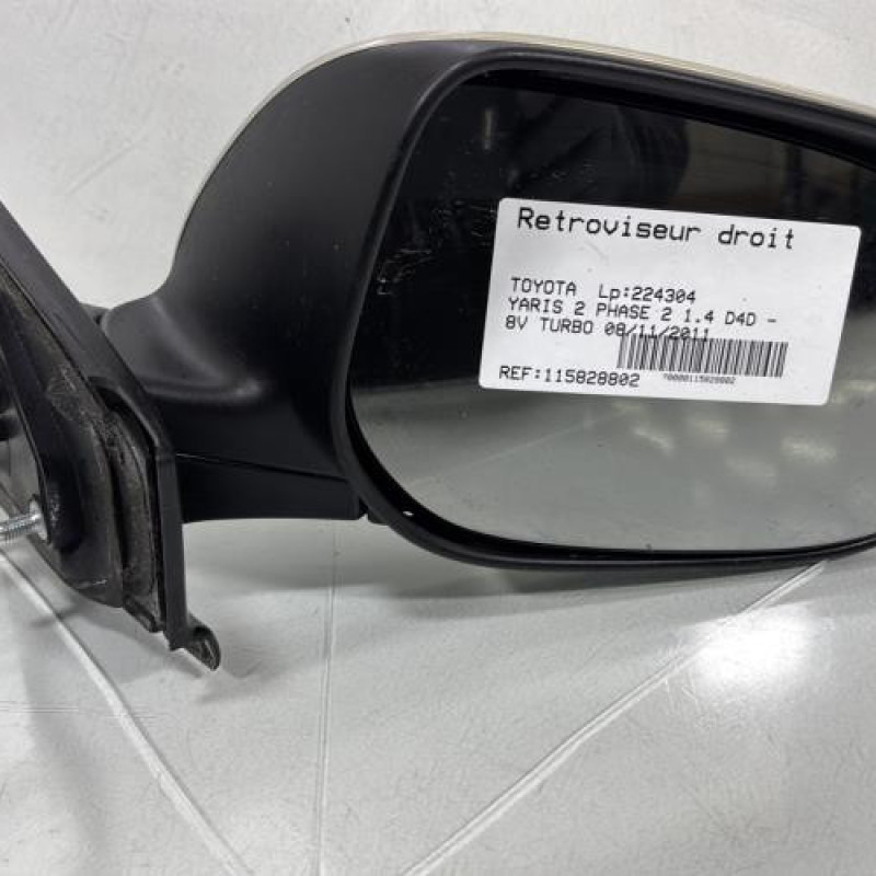 Retroviseur droit TOYOTA YARIS 2 Photo n°1