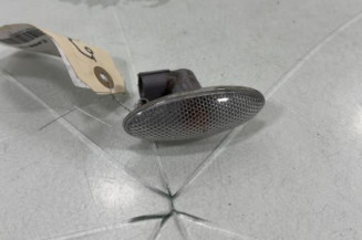 Repetiteur clignotant avant droit  (Feux) TOYOTA YARIS 2