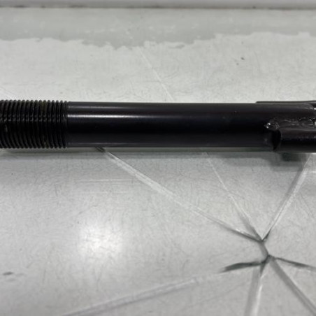 Crochet de remorquage TOYOTA YARIS 2 Photo n°1