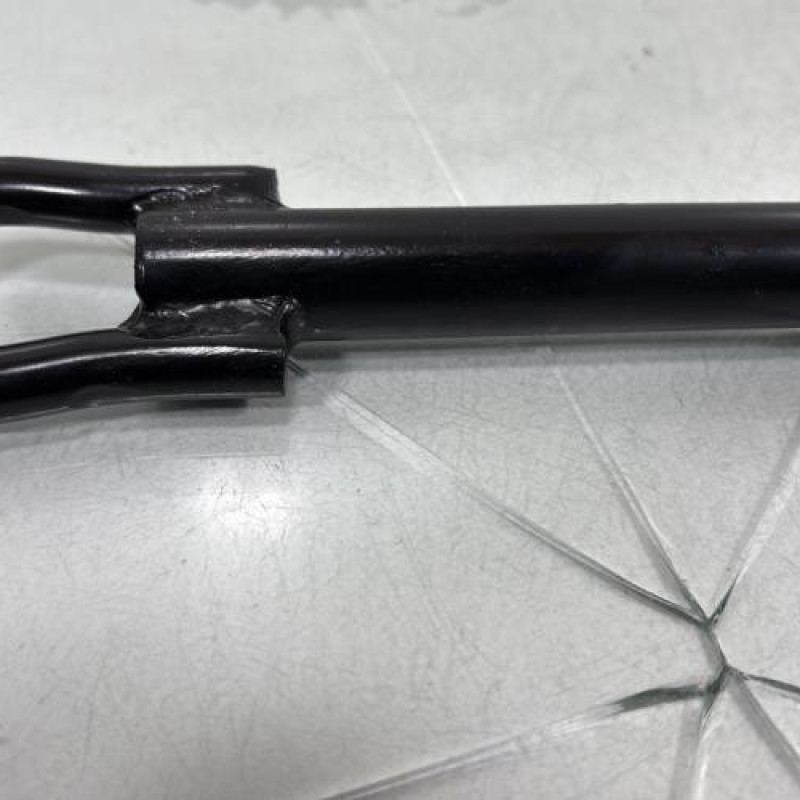 Crochet de remorquage TOYOTA YARIS 2 Photo n°2