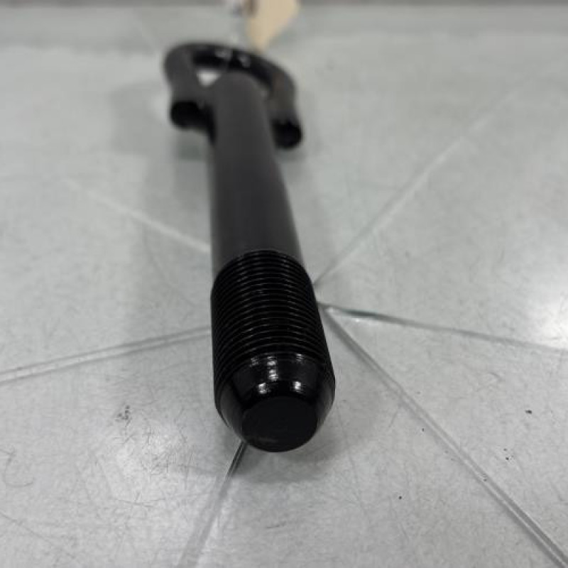 Crochet de remorquage TOYOTA YARIS 2 Photo n°3