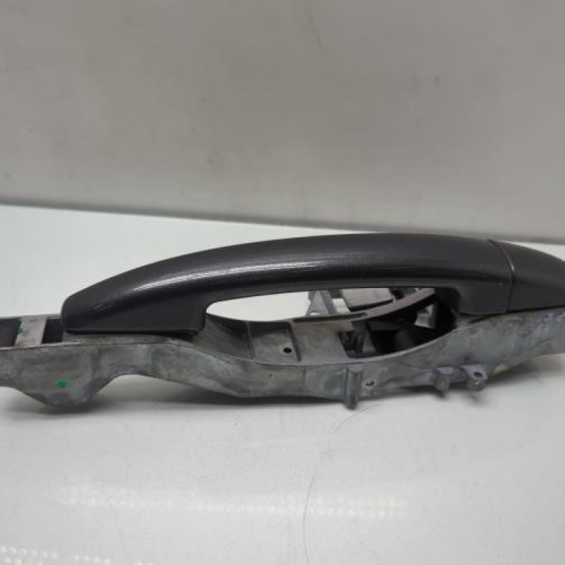 Poignee porte arriere gauche PEUGEOT 207 Photo n°2