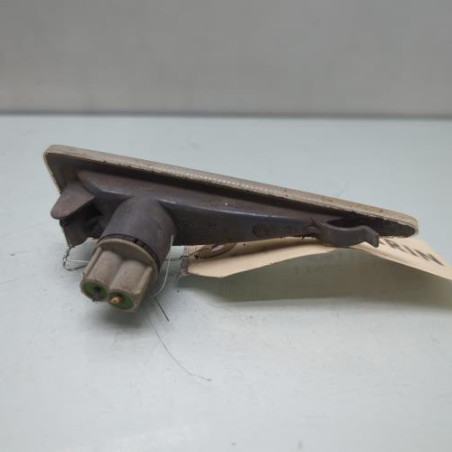 Repetiteur clignotant avant droit  (Feux) RENAULT MEGANE 2