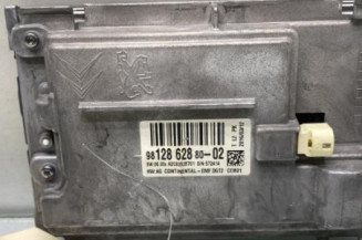 Ecran GPS PEUGEOT 2008 1