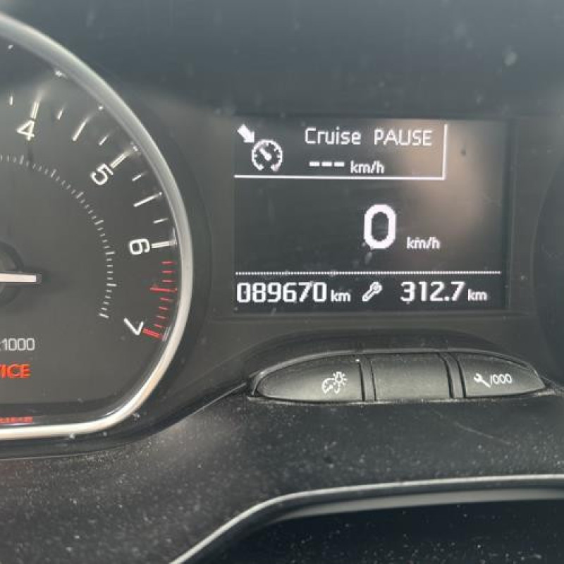 Ecran GPS PEUGEOT 2008 1 Photo n°20