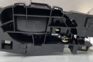 Poignee interieur arriere gauche PEUGEOT 2008 1