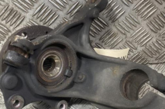 Pivot de moyeu avant gauche PEUGEOT 2008 1