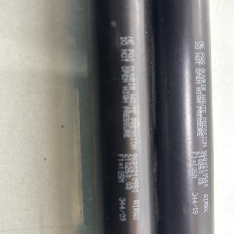 Verin de lunette arriere PEUGEOT 207 Photo n°5