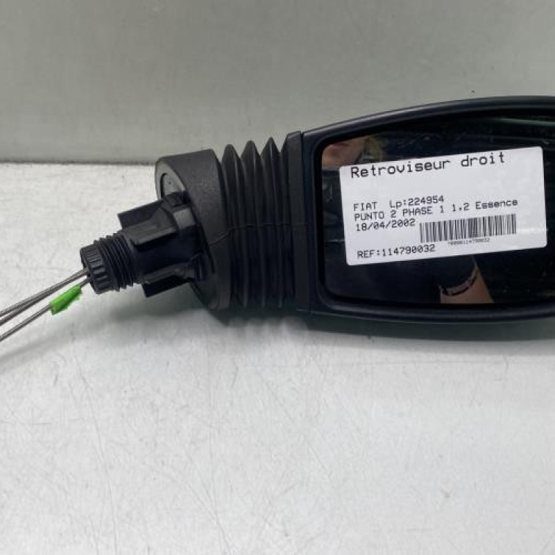 Retroviseur droit FIAT PUNTO 2 Photo n°1