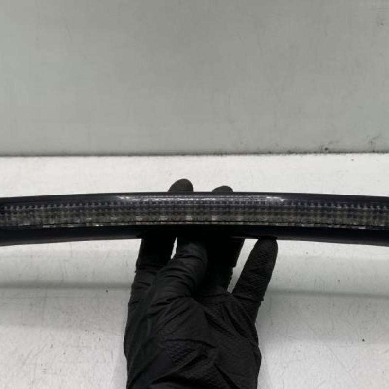 Feu arriere stop central RENAULT CLIO 2 Photo n°1