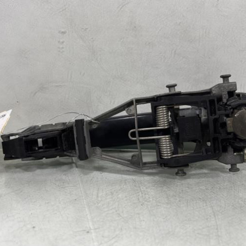 Poignee porte avant gauche VOLKSWAGEN GOLF PLUS Photo n°3