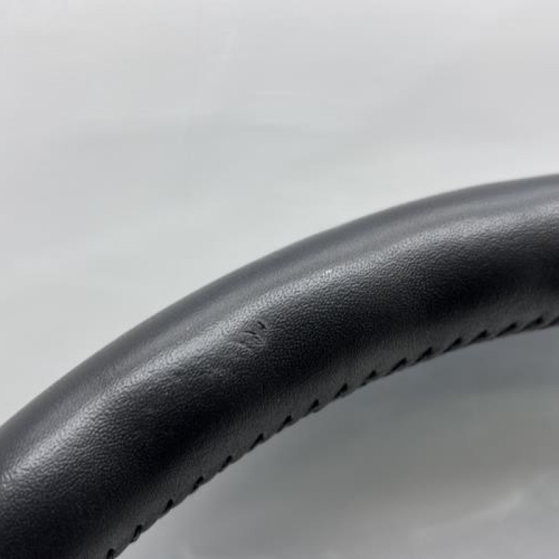 Volant RENAULT CLIO 3 Photo n°7