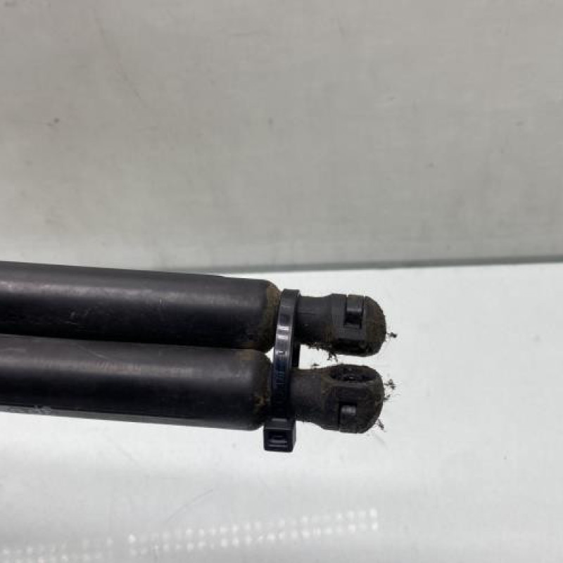 Verin de coffre CITROEN DS3 Photo n°4