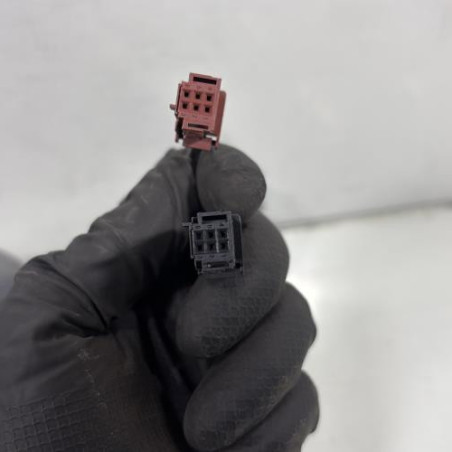 Retroviseur gauche PEUGEOT 2008 1