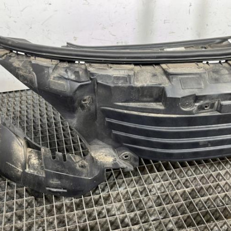 Armature avant, Masque avant PEUGEOT 2008 1